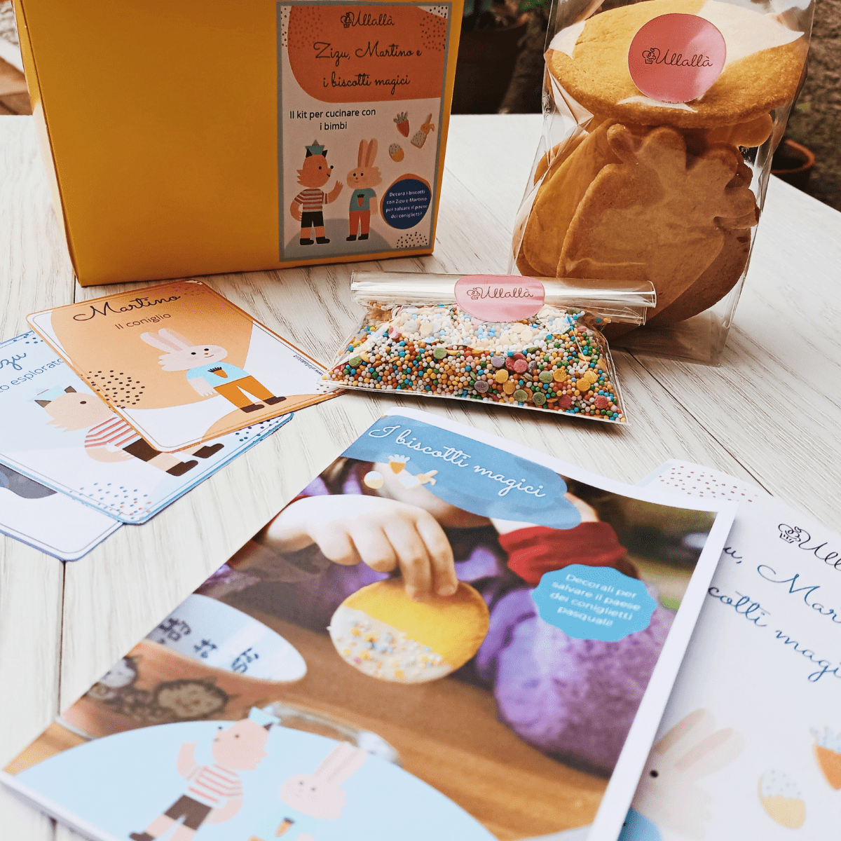 decorare i biscotti insieme ai bimbi